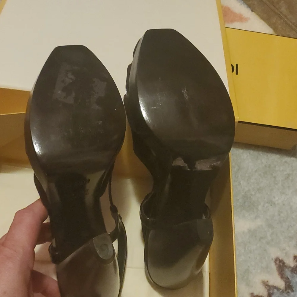Fendi Heels Brown NEW